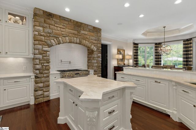 106 Chatsworth Road, Greer, SC 29651