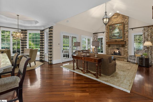 106 Chatsworth Road, Greer, SC 29651