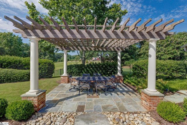 106 Chatsworth Road, Greer, SC 29651
