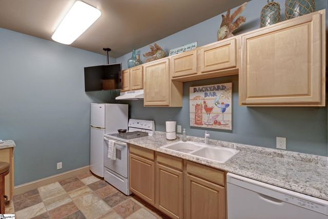 106 Chatsworth Road, Greer, SC 29651