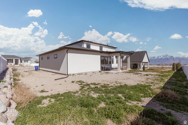 7263 W HALL CROSSING DR, Herriman, UT 84096