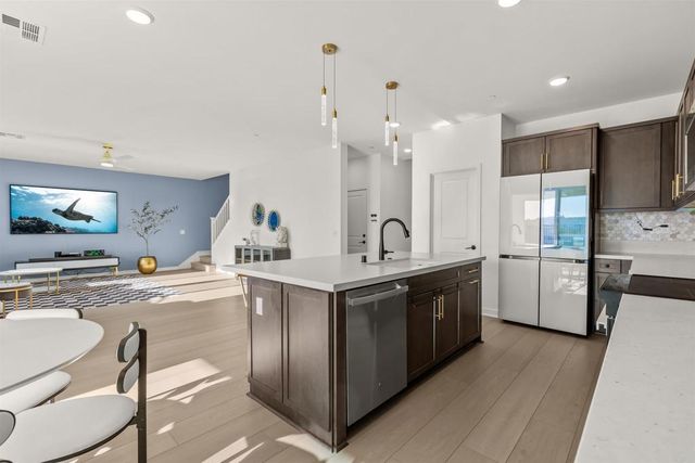 550 MEADOWOOD STREET, Fallbrook, CA 92028