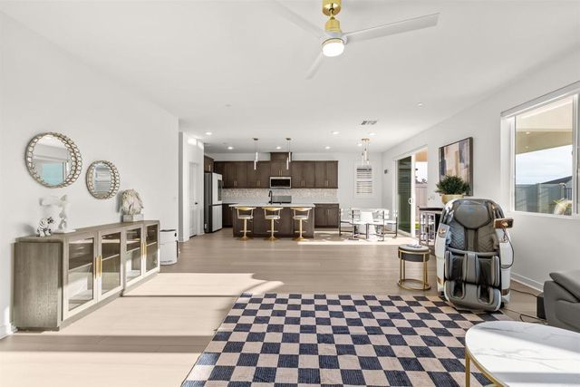 550 MEADOWOOD STREET, Fallbrook, CA 92028