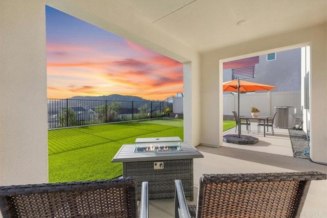 550 MEADOWOOD STREET, Fallbrook, CA 92028