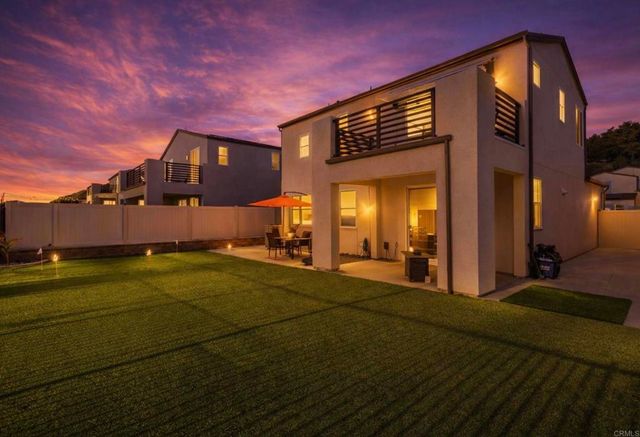 550 MEADOWOOD STREET, Fallbrook, CA 92028