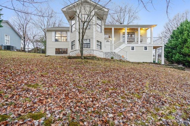 2815 Bustlehead Court, Charlotte, NC 28262