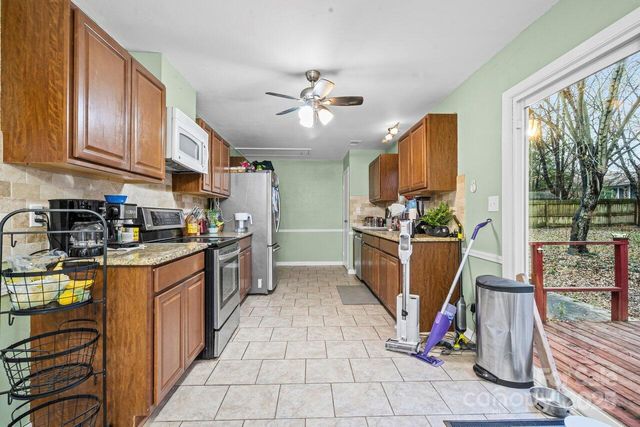 2815 Bustlehead Court, Charlotte, NC 28262