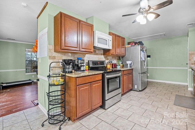 2815 Bustlehead Court, Charlotte, NC 28262