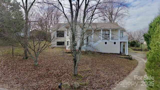 2815 Bustlehead Court, Charlotte, NC 28262