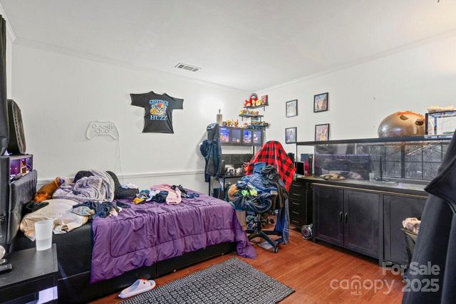 2815 Bustlehead Court, Charlotte, NC 28262