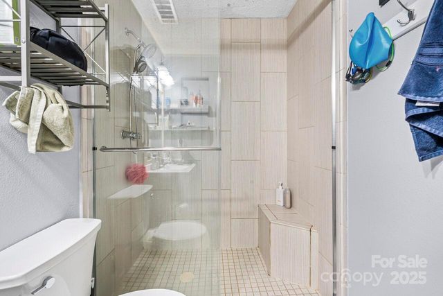 2815 Bustlehead Court, Charlotte, NC 28262