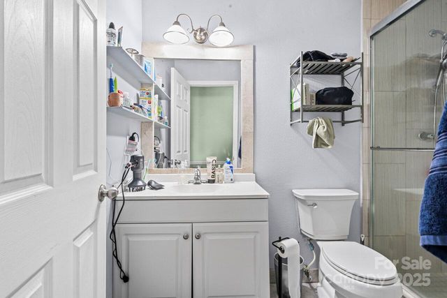 2815 Bustlehead Court, Charlotte, NC 28262