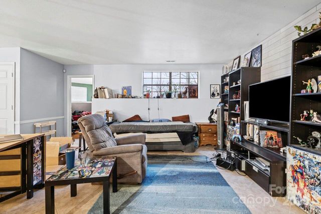 2815 Bustlehead Court, Charlotte, NC 28262