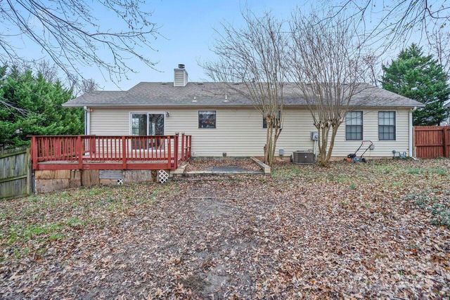 2815 Bustlehead Court, Charlotte, NC 28262