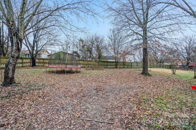 2815 Bustlehead Court, Charlotte, NC 28262