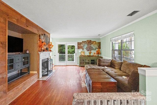 2815 Bustlehead Court, Charlotte, NC 28262