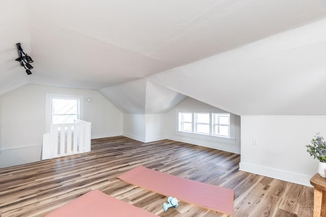 1609 Clarewood Avenue, Cincinnati, OH 45207