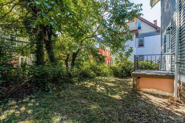 1609 Clarewood Avenue, Cincinnati, OH 45207