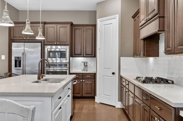 2602 Mist Flower Court, Katy, TX 77494