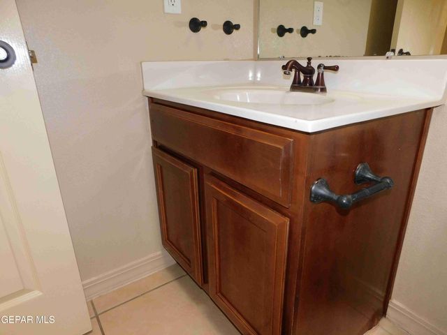 4529 Hugo Reyes Drive, El Paso, TX 79938