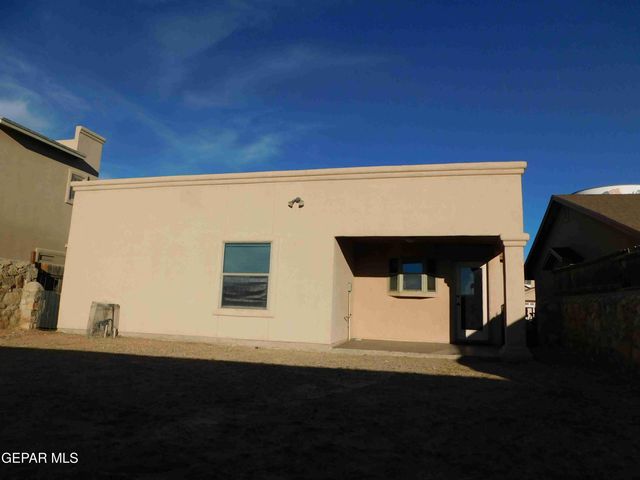 4529 Hugo Reyes Drive, El Paso, TX 79938
