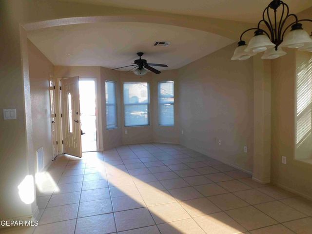 4529 Hugo Reyes Drive, El Paso, TX 79938