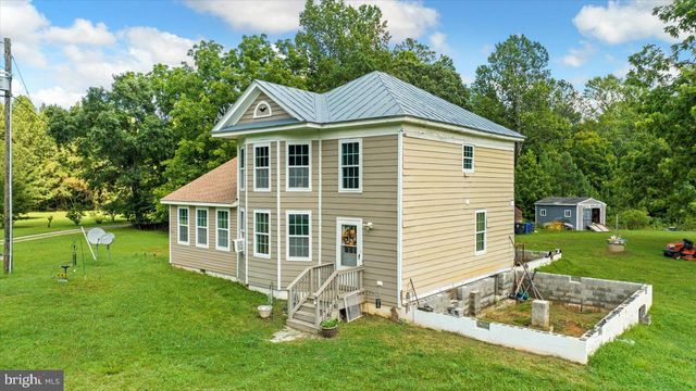 13367 PASSING, Bowling Green, VA 22427