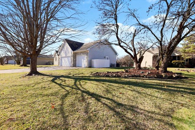 2313 N Amarado St, Wichita, KS 67205