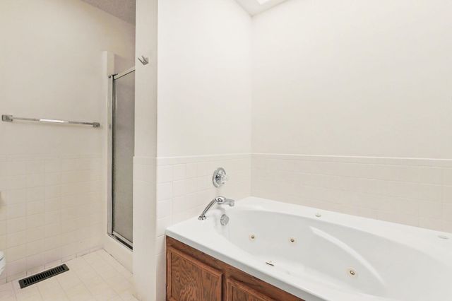 2313 N Amarado St, Wichita, KS 67205