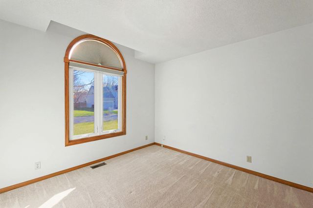 2313 N Amarado St, Wichita, KS 67205