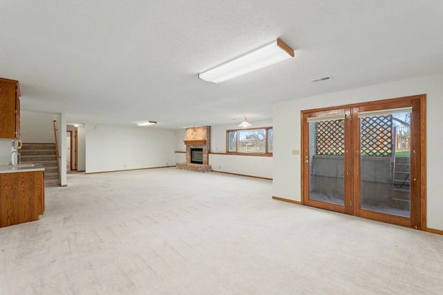 2313 N Amarado St, Wichita, KS 67205