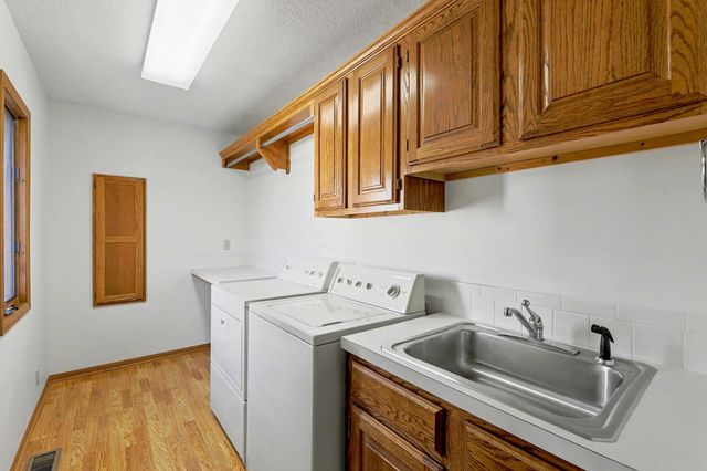 2313 N Amarado St, Wichita, KS 67205