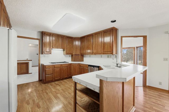 2313 N Amarado St, Wichita, KS 67205