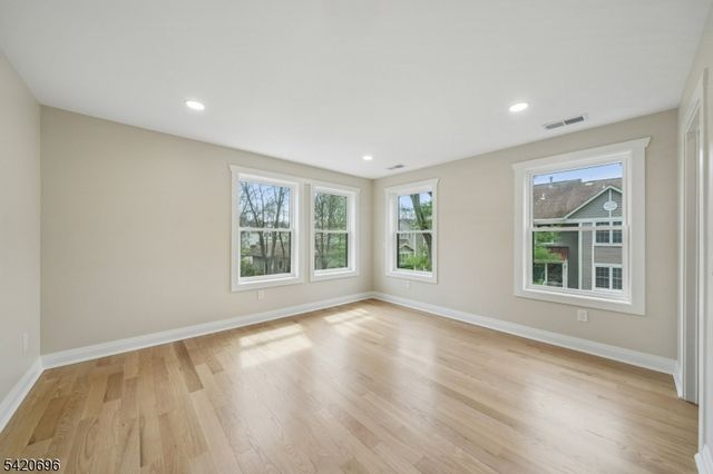 491 Central Ave 3, New Providence Boro, NJ 07974