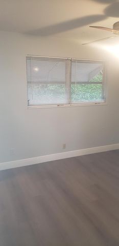 4442 W Golfers Circle W, Palm Beach Gardens, FL 33410