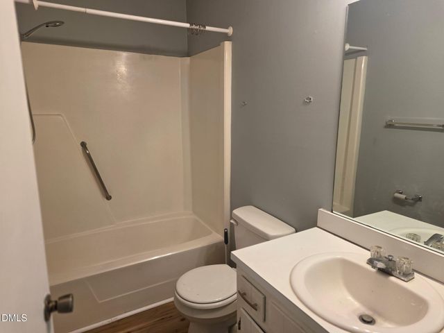 902 W Chatham Street, Cary, NC 27511