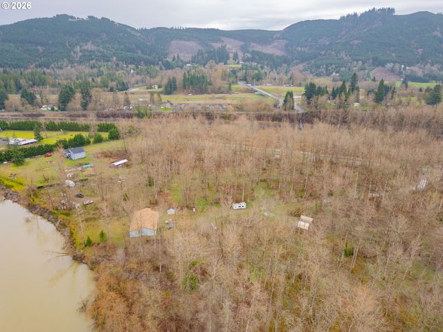 130 HORSESHOE BEND, Kelso, WA 98626