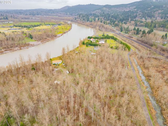 130 HORSESHOE BEND, Kelso, WA 98626