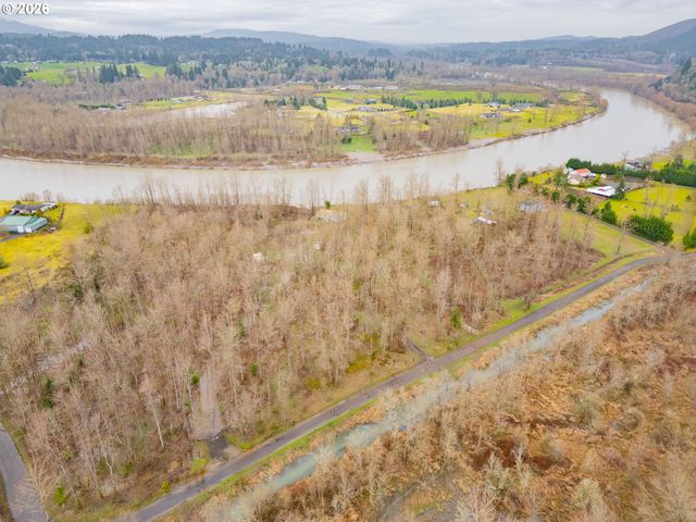 130 HORSESHOE BEND, Kelso, WA 98626