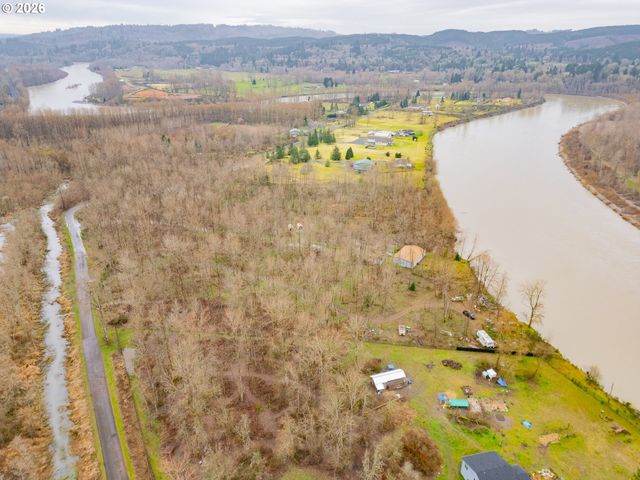 130 HORSESHOE BEND, Kelso, WA 98626