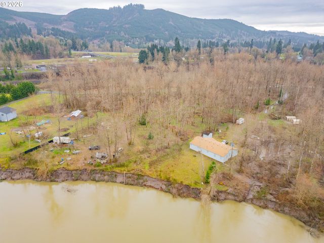 130 HORSESHOE BEND, Kelso, WA 98626