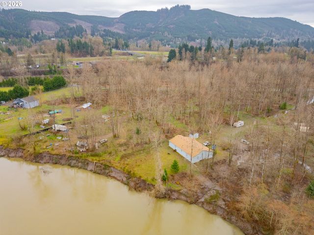 130 HORSESHOE BEND, Kelso, WA 98626
