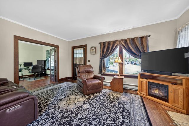 4 Mt Hope Avenue, Otisville, NY 10963