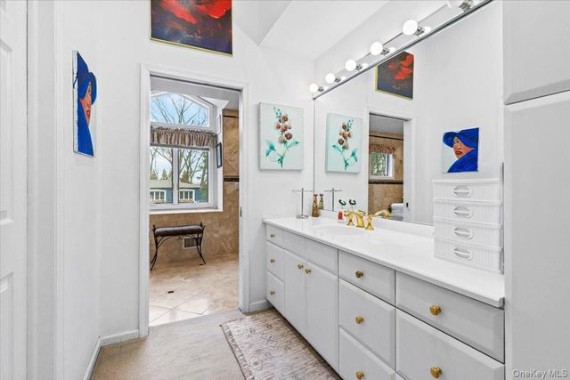 3 Penny Lane, Scarsdale, NY 10583