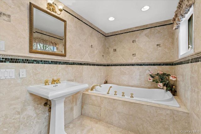 3 Penny Lane, Scarsdale, NY 10583