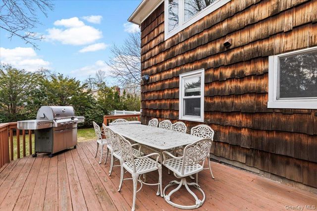 3 Penny Lane, Scarsdale, NY 10583