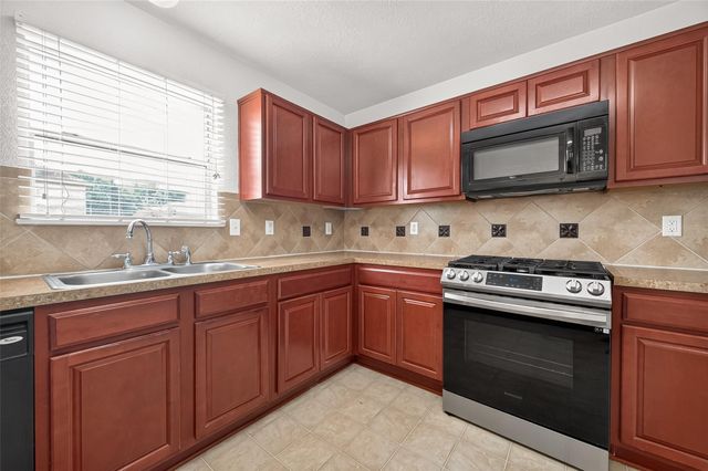 18403 Tupper Bend Lane, Cypress, TX 77433
