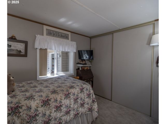 420 LEELO Ct, Florence, OR 97439