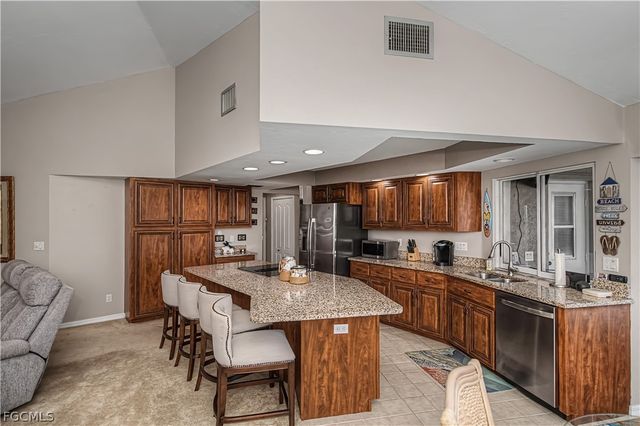 4521 SW 2nd AVE, Cape Coral, FL 33914