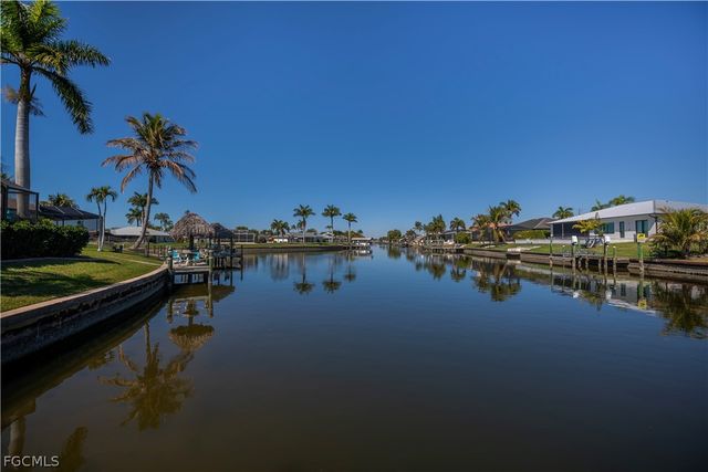 4521 SW 2nd AVE, Cape Coral, FL 33914